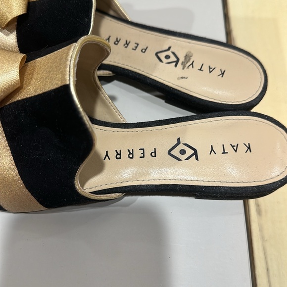 Katy Perry Holiday mules/clogs - Picture 2 of 3